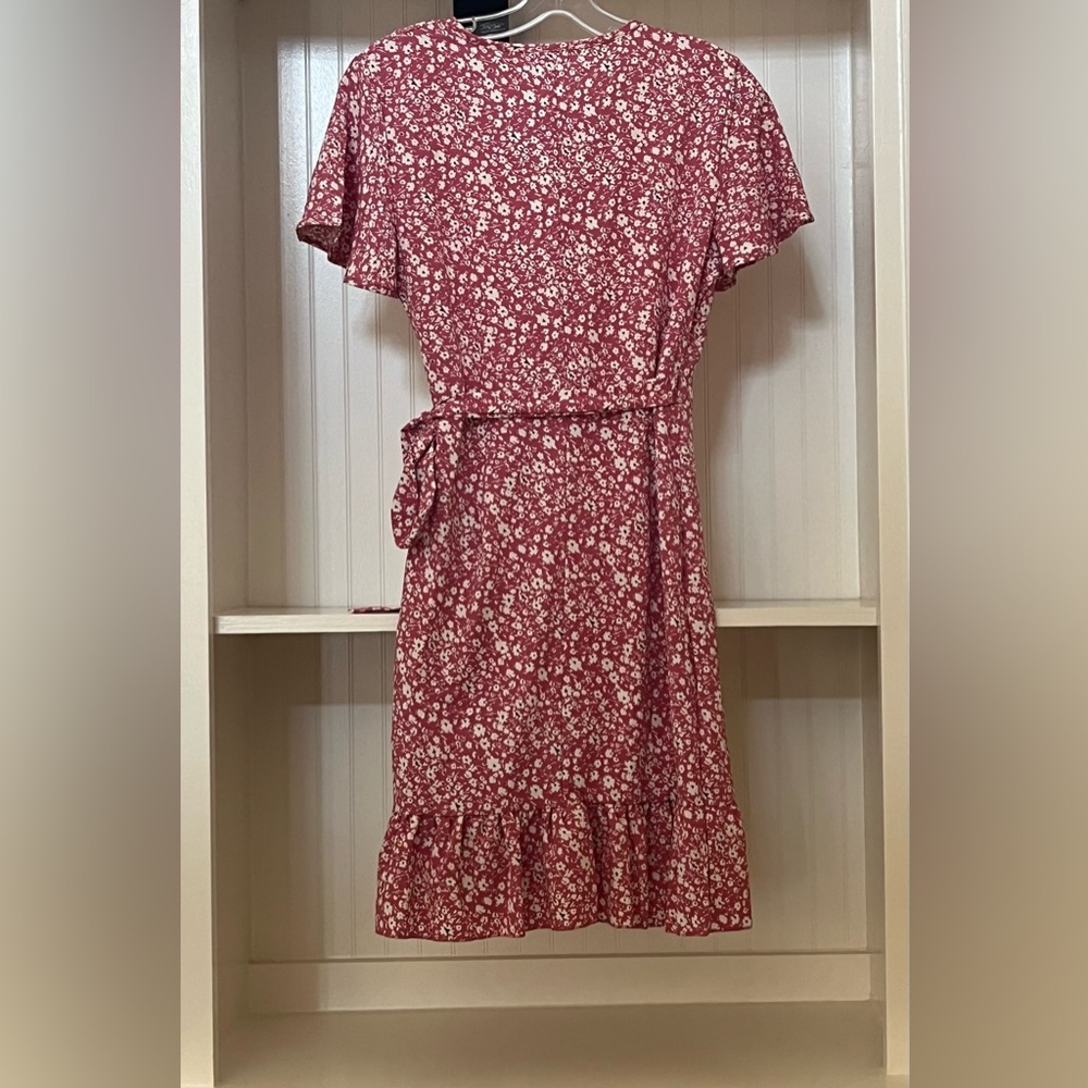 Naggoo Women's Summer Wrap V Neck Short Sleeve Mini Ruffle Floral Dress w. Belt - Picture 7 of 8